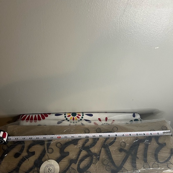 NWT Mary & Martha Metal Celebrate Cardholder - Picture 3 of 4